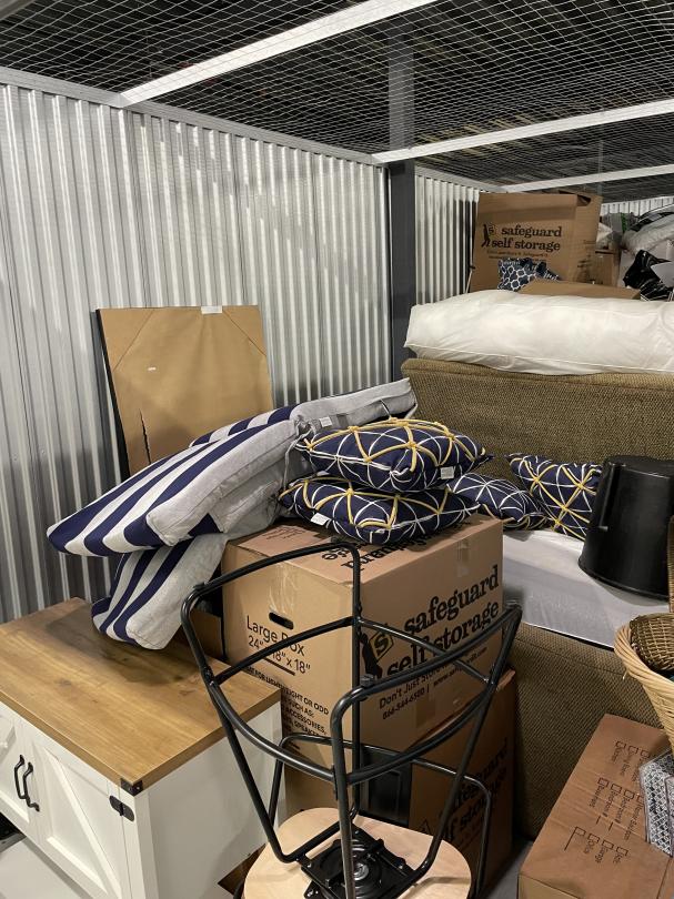 Storage Unit Auction in Seffner, FL at Safeguard Self Storage Seffner